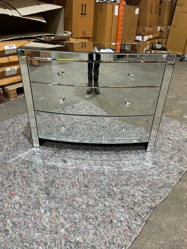 Large mirrored chest - large,